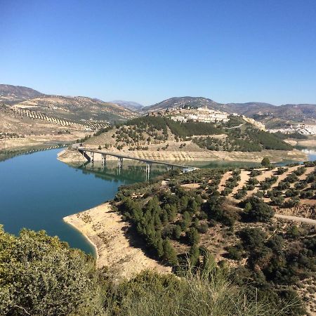 הוילה Iznájar Cortijo Rocas Altas מראה חיצוני תמונה