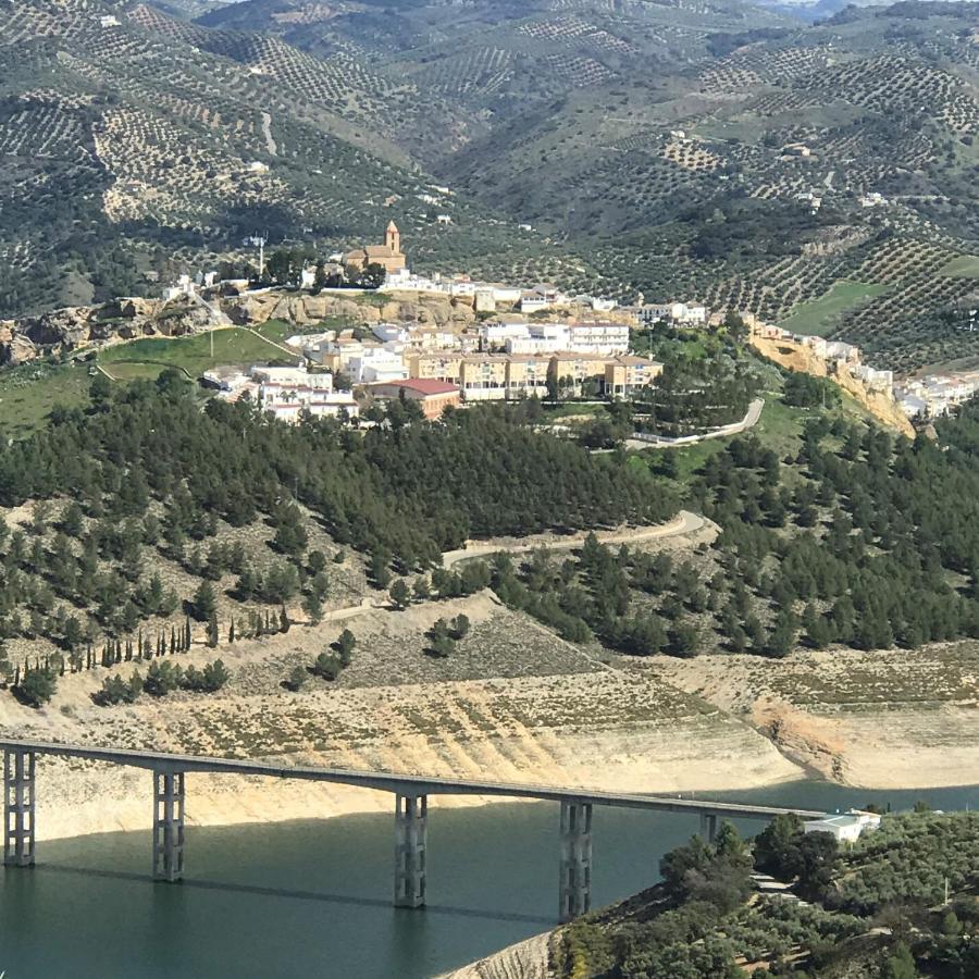 הוילה Iznájar Cortijo Rocas Altas מראה חיצוני תמונה